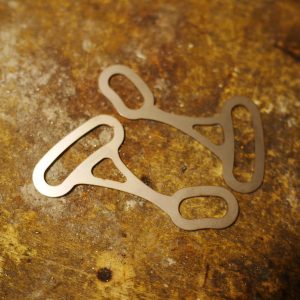 Plaques inox pour pattes basculante